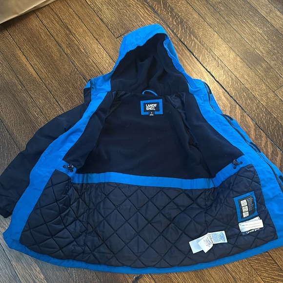 Lands end boys winter coat. Good for outdoor winter activities. - Picture 3 of 4